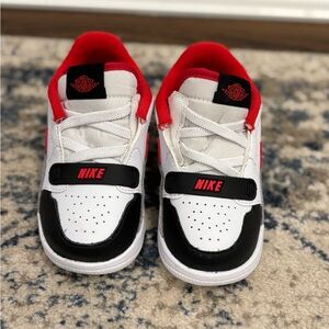 Nike Kids Shoes - White and Black